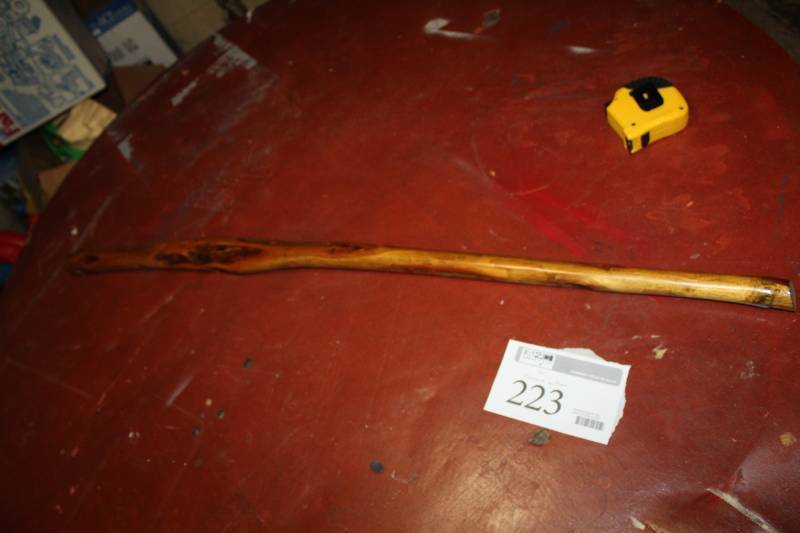 lot 223 image: Diamond Willow Walking Stick
