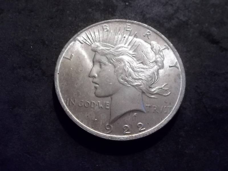 lot 21 image: 1922  Silver Peace Dollar