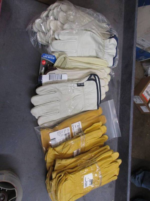 Leather Gloves