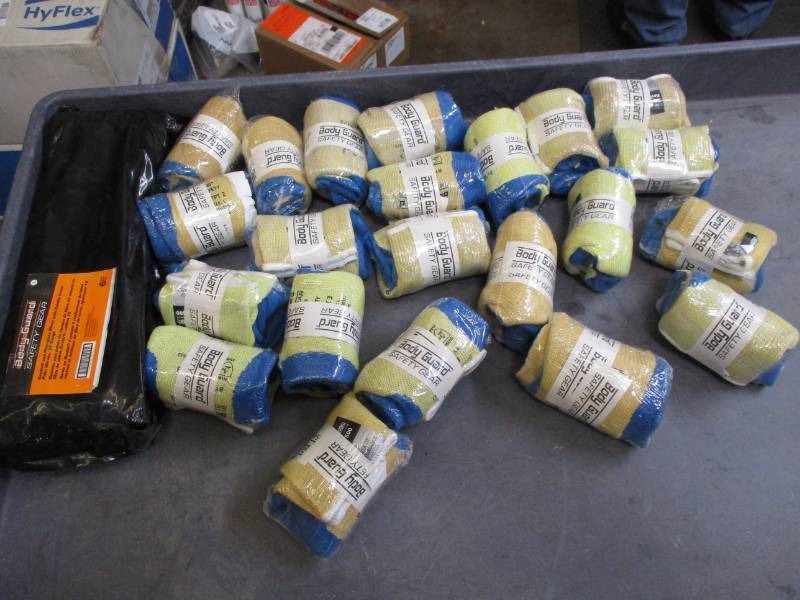 Large dipped gloves