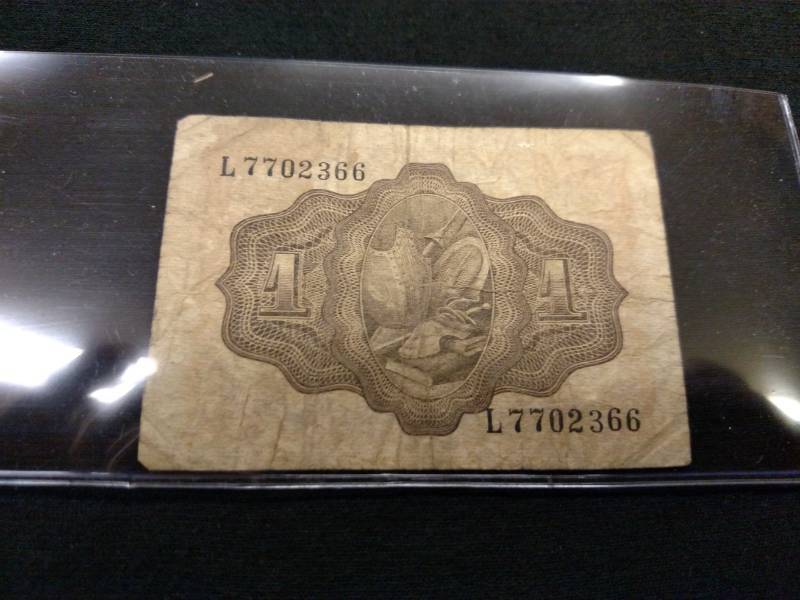 1951 Spanish Una (one) Peseta Note...