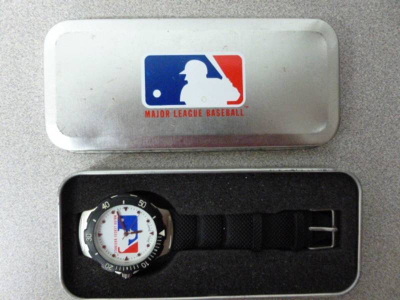 lot 41 image: Collectible