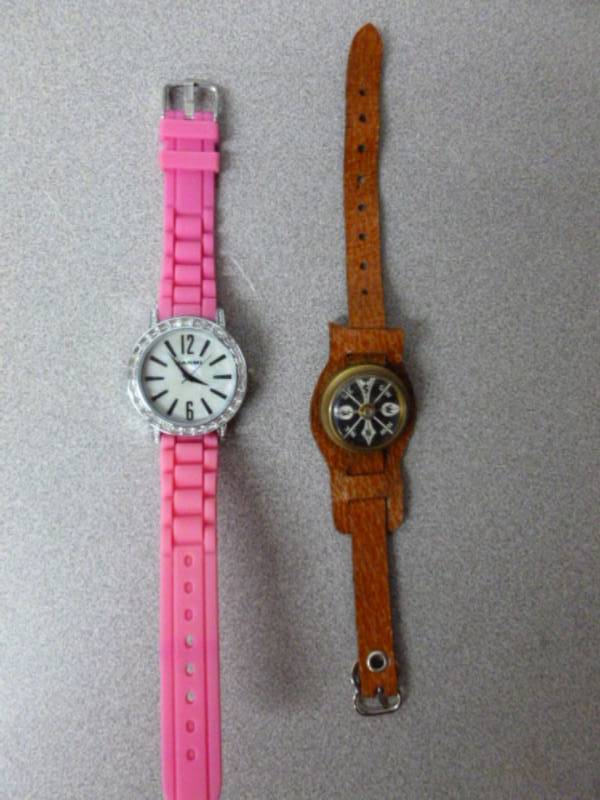 lot 42 image: Vintage Compass