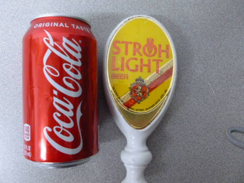 lot 49 image: Tap Handle