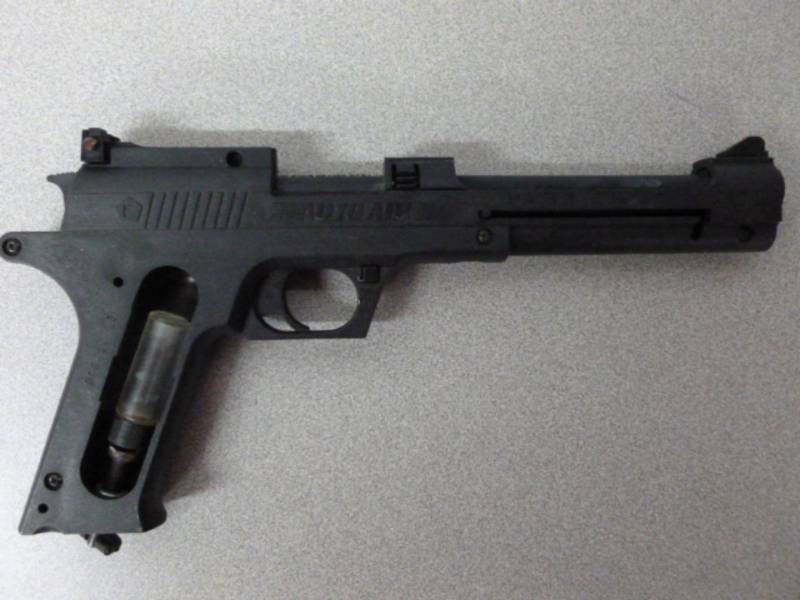 lot 57 image: Co2 Pistol