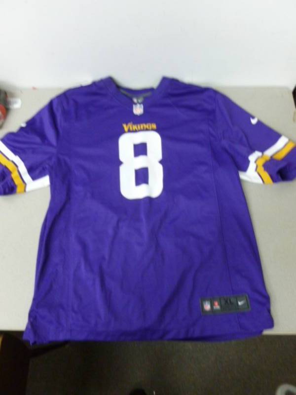 lot 120 image: Minnesota Vikings Jersey