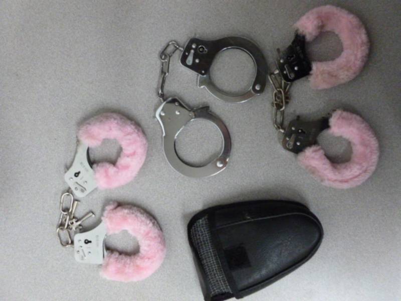 lot 126 image: Handcuffs