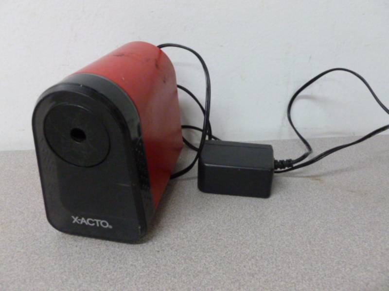 lot 158 image: Pencil Sharpener