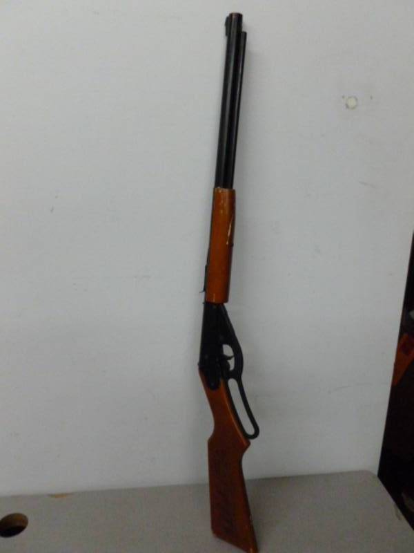 lot 163 image: Daisy Red Rider BB Gun
