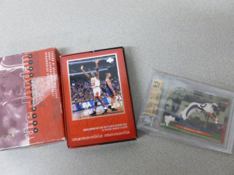 lot 164 image: Sports Collectible