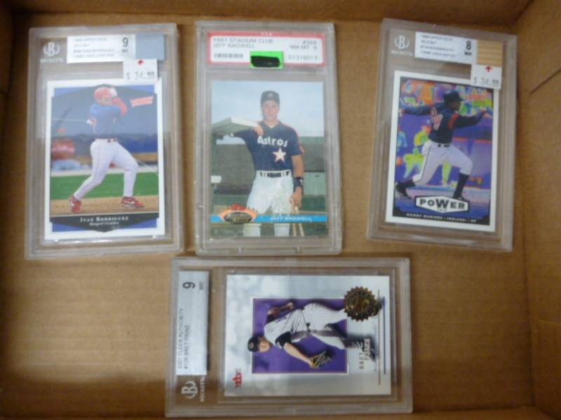 lot 165 image: Sports Collectible
