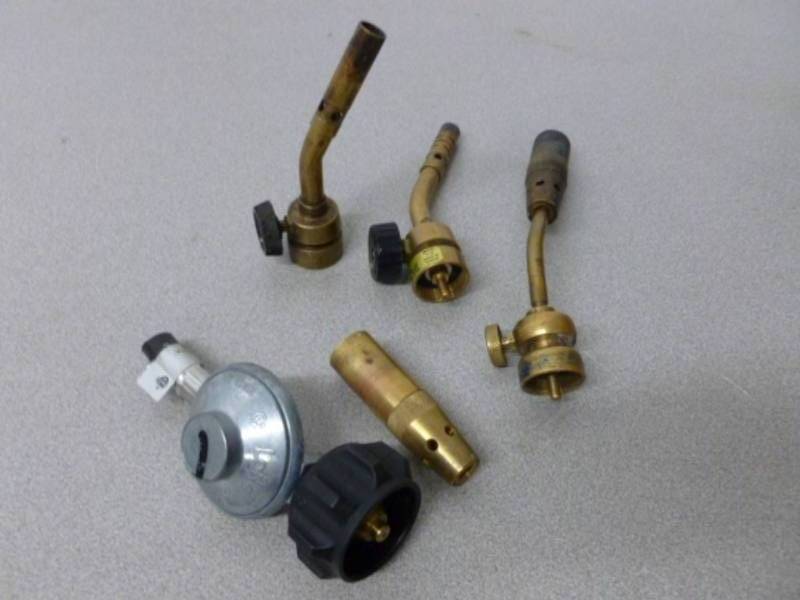 lot 168 image: Brass Torch Heads