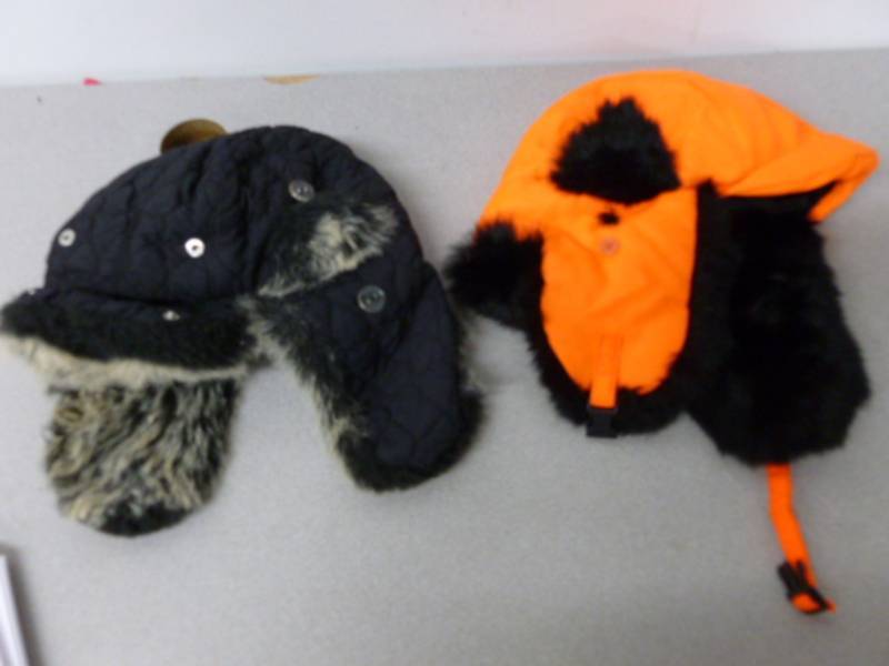 lot 174 image: Winter Hats