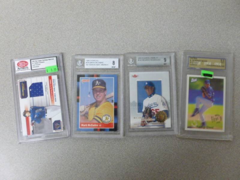 lot 182 image: Sports Collectible