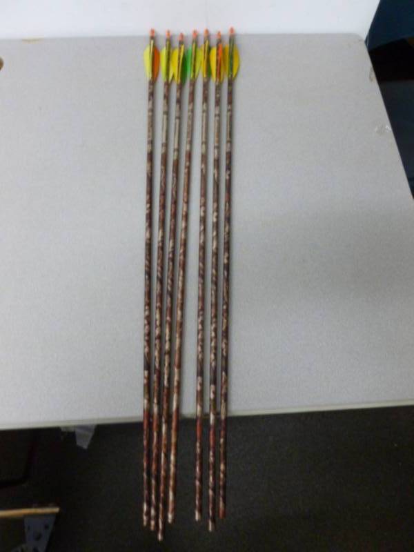 lot 200 image: New Arrows