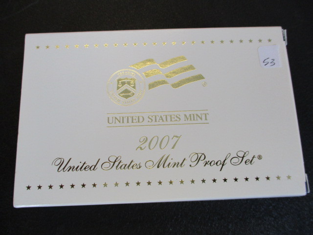 lot 53 image: 2007 United States Mint Proof Set wPresidential Coin Proof Set