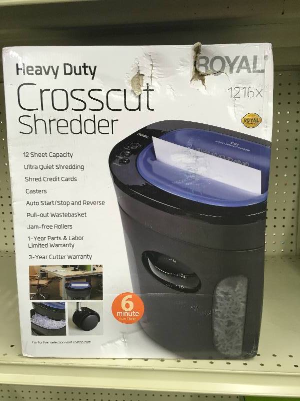 lot 9 image: Royal Shredder 1216MX,Retail $49.99