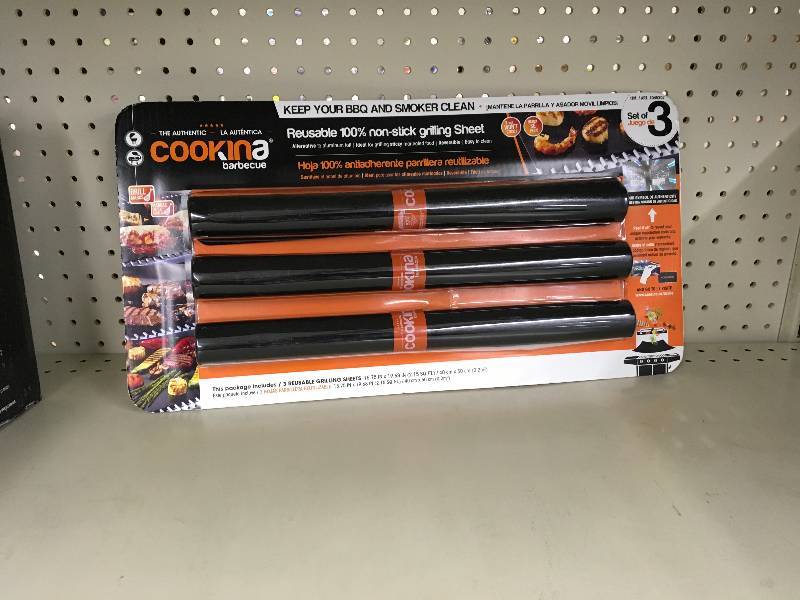 lot 45 image: 3Pc Cookina Grill Sheets