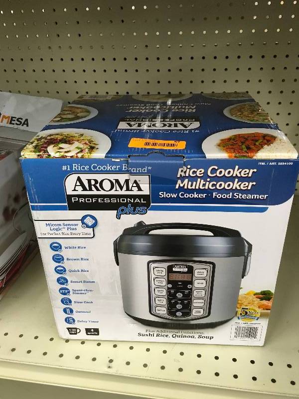 lot 57 image: Aroma Professional Plus Rice Cooker, Retail $29.99