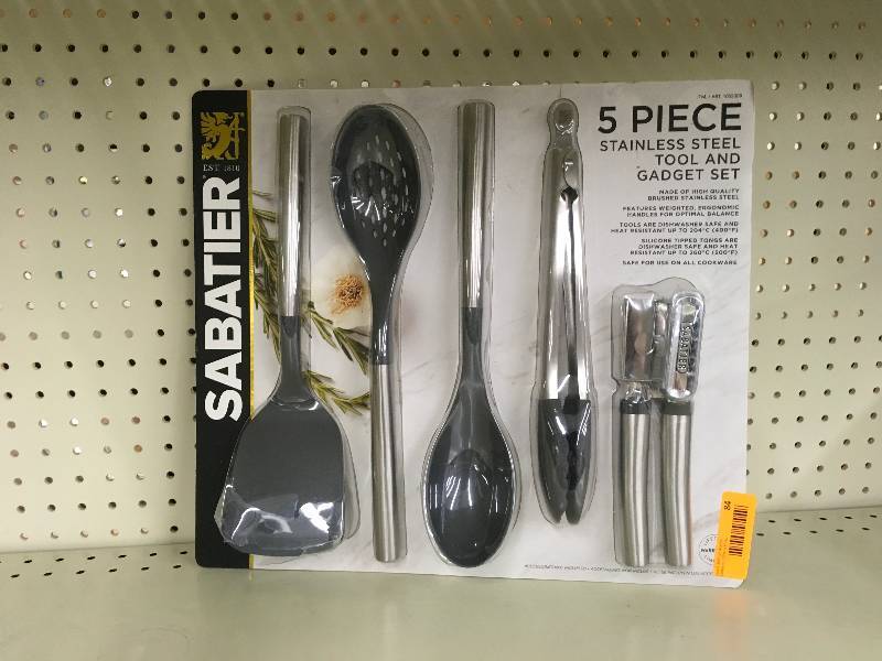 lot 84 image: 5PC Kitchen Tool Set, Retail $19.99