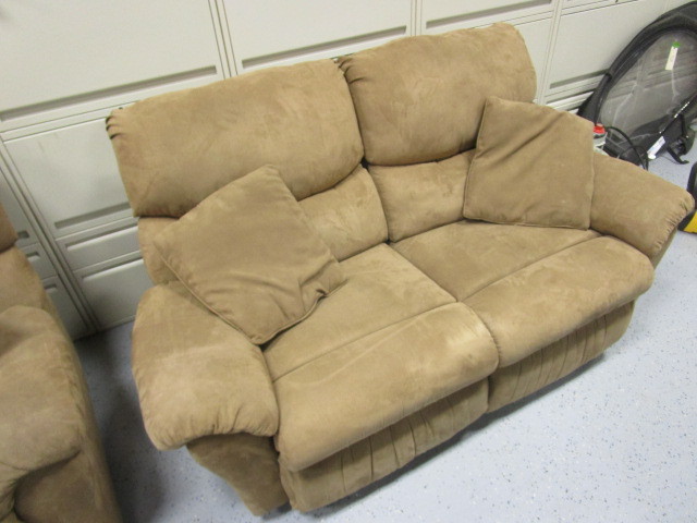 lot 12 image: Microfiber Rocker Loveseat