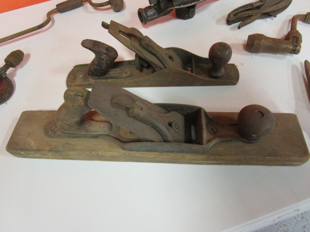 lot 27 image: Vintage Tools