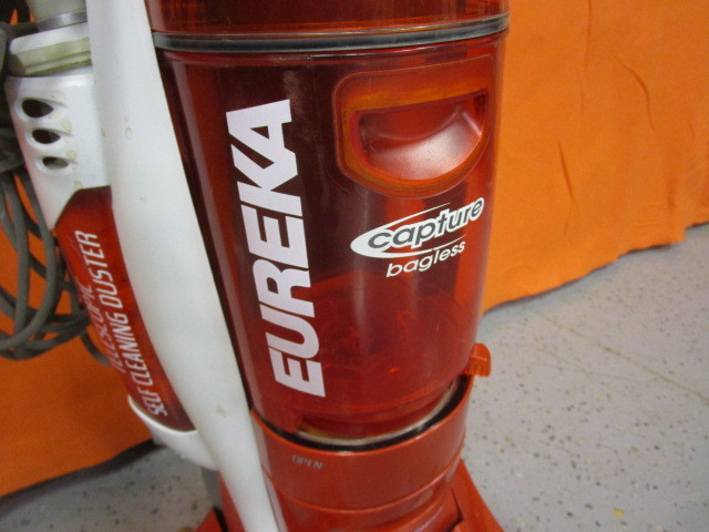 lot 52 image: Eureka Vacuum Cleaner