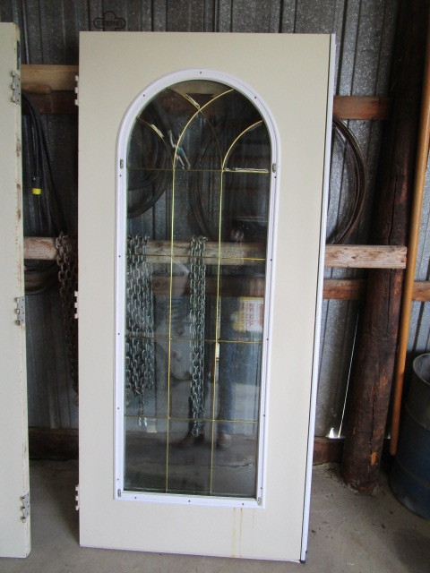 lot 3 image: Used Complete set of French Doors