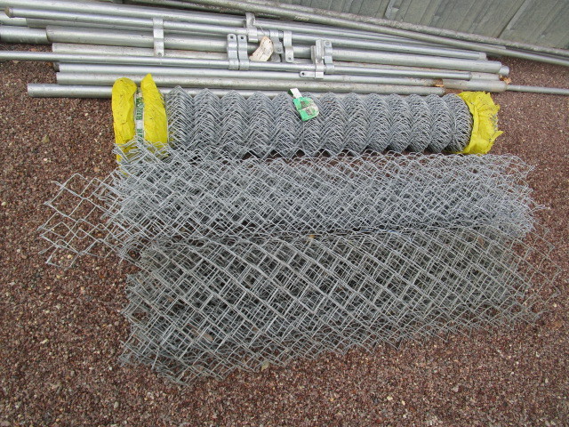 lot 5 image: Misc Chain Link Fence