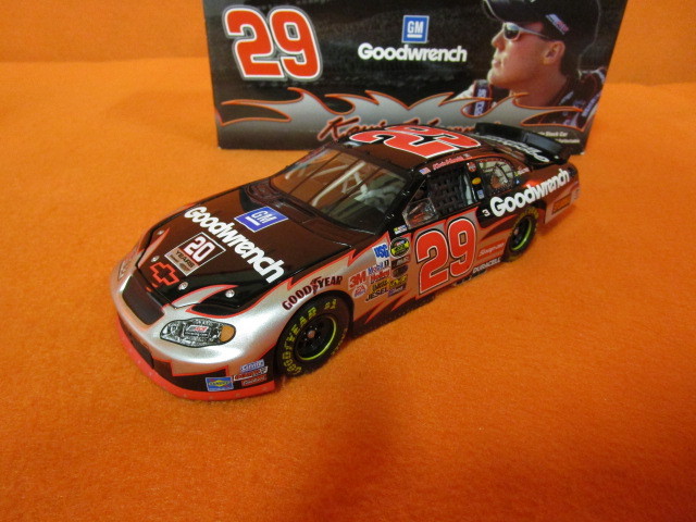 lot 58 image: Kevin Harvick GM Goodwrench Action Collectibles Die cast