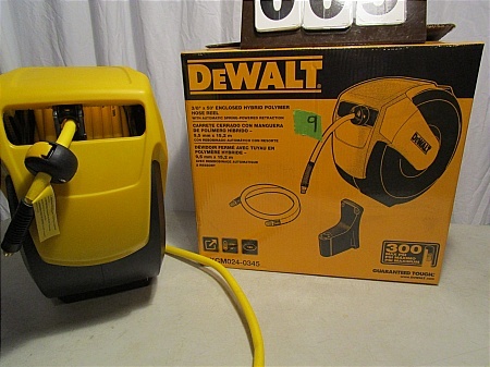 lot 9 image: DeWalt 38  Enclsoed Hose Reel