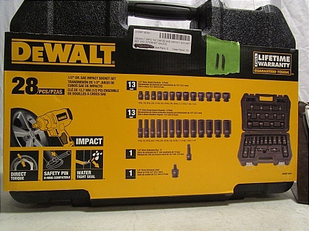 lot 11 image: DeWalt 28 pc Socket Set