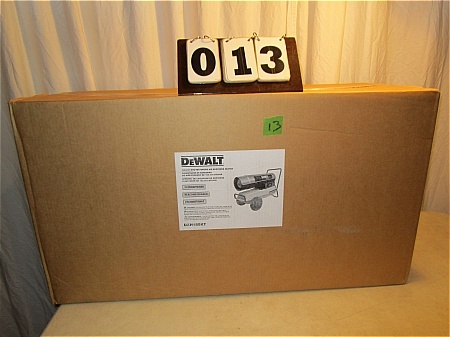 lot 13 image: DeWalt Kerosene Heater