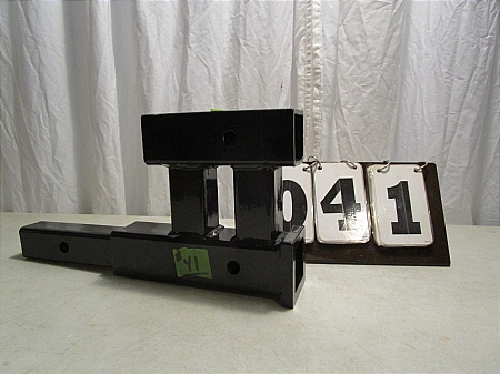 lot 41 image: Dual Hitch Receiver