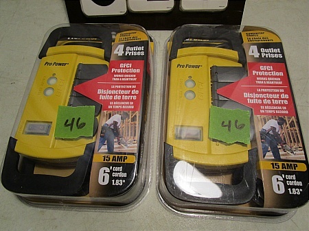 lot 46 image: Woods Power 2 Pack Power Cords