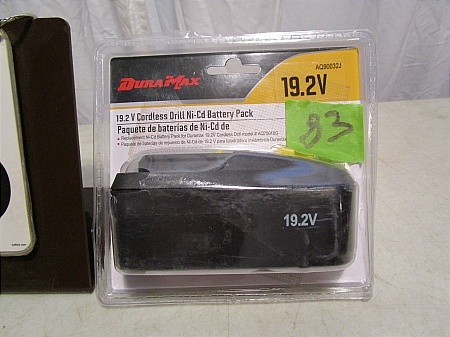 lot 83 image: DuraMax Cordless Battery Pack