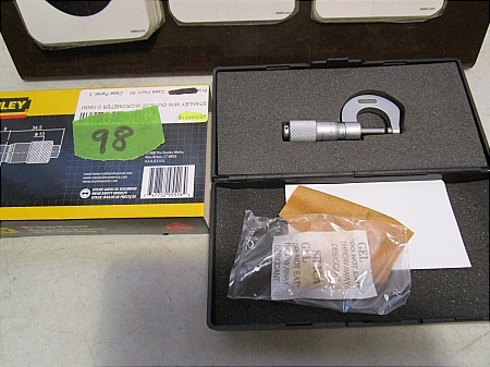 lot 98 image: Stanley Mini Outside Micrometer - Metric