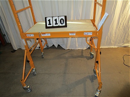 lot 110 image: Multi-Purpose Scaffold