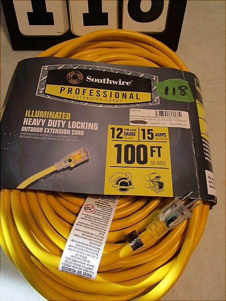 lot 118 image: Southwire Extension Cord - 100 ft
