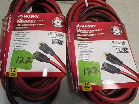 lot 122 image: Husky Extension Cords - Qty 2