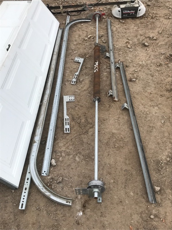lot 8 image: Aluminum Garage Door Set