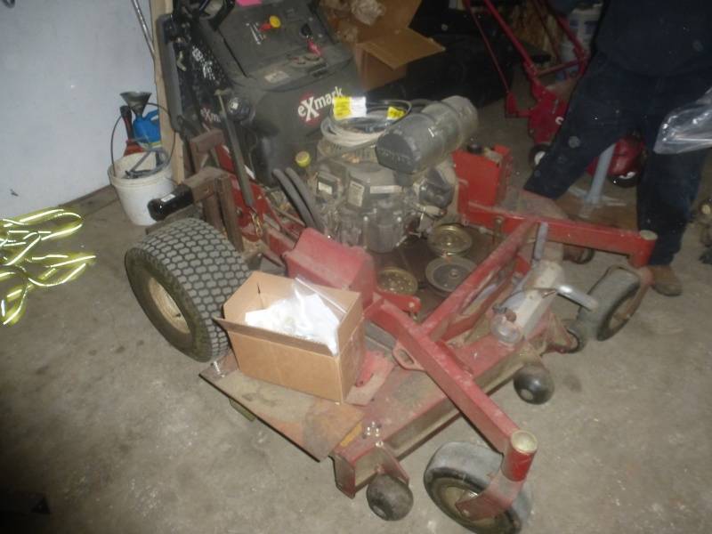 lot 3 image: 2015 Ex Mark S Series Mower 60 Deck