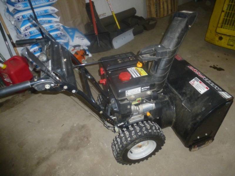 2017 MTD PRO Snow Blower 28" NCS Toro Lawn & Snow Liquidation 2018