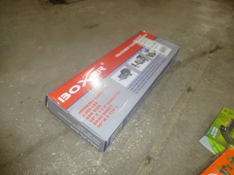 lot 23 image: Boxer Cargo Unloading system