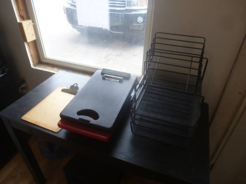lot 43 image: Office Desk and letter rack