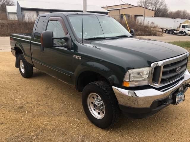 lot 6 image: 2003 Ford F-250 4WD