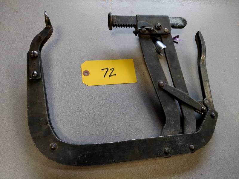 lot 72 image: KD 380 Valve Spring Compressor...