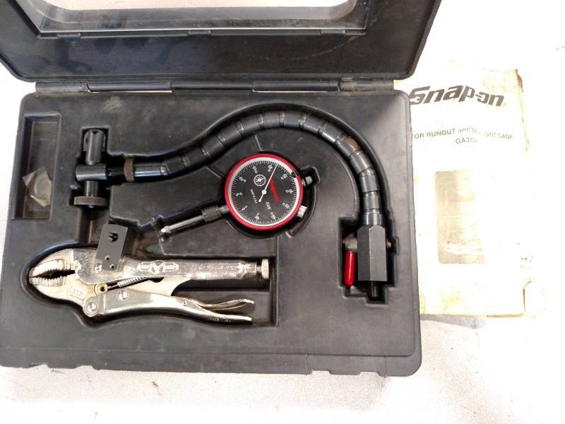 lot 77 image: Snap-On Rotor & Ball Joint Gauge...