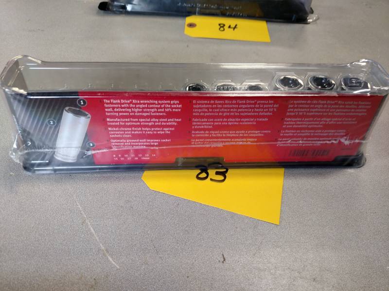lot 83 image: Snap-On 8-19 Flank Drive 38 Socket...