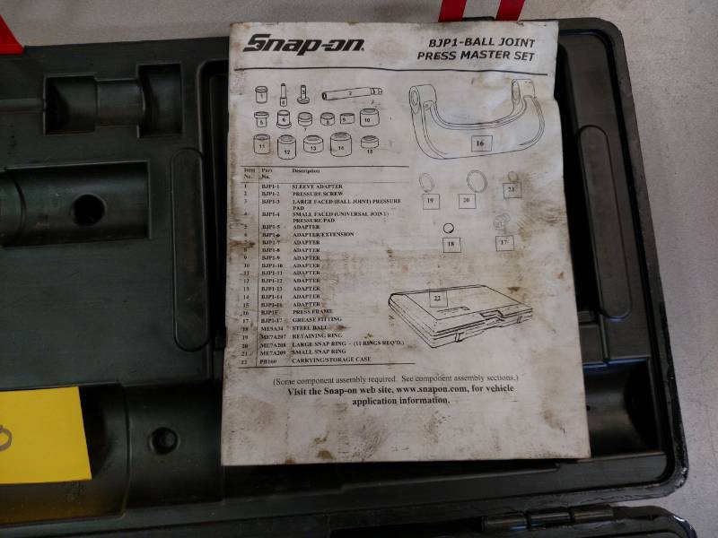 lot 110 image: Snap-On BJP1 Ball Joint Press, Mast...